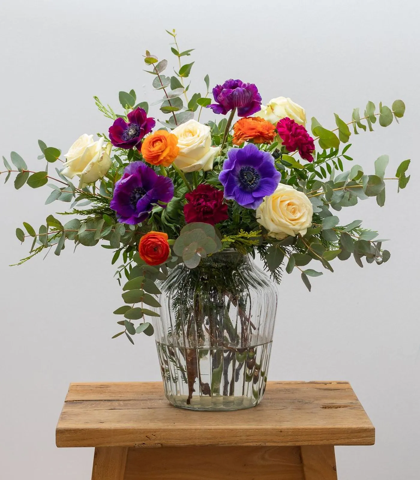 ramo-dali-anemonas-colores-cristal